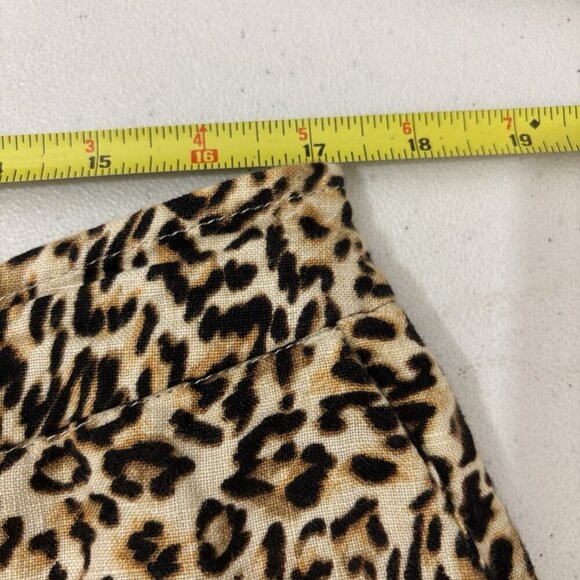 Chicos Animal Print Pull On Linen Shorts Women 2.5/US 14 - Picture 9 of 12
